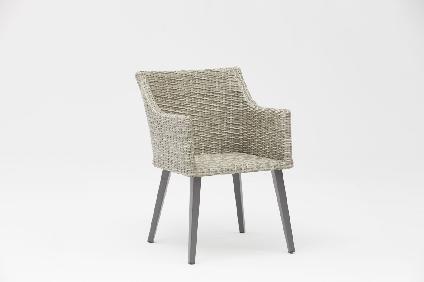 Nouveau Design Artisanal Moderne Rotin Tressé Terrasse Jardin Chaise De Plage Accoudoir Loisirs Rotin Chaise D'extérieur