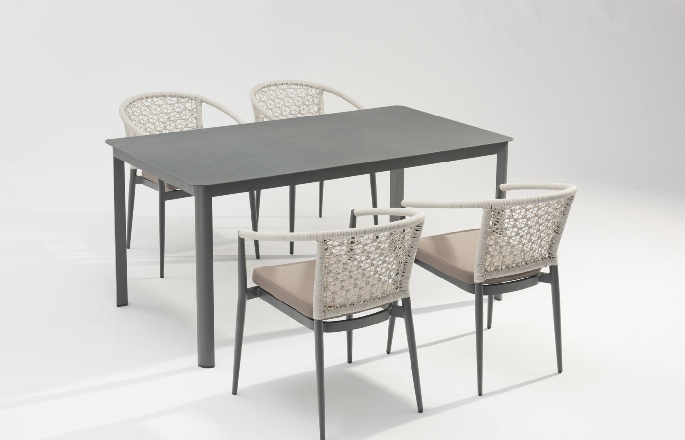 Hot Nouvelle Technologie Design Moderne Rotin Cadre En Aluminium Jardin Terrasse Plage Accoudoir Loisirs Rotin Chaise D'ext&eacute;rieur