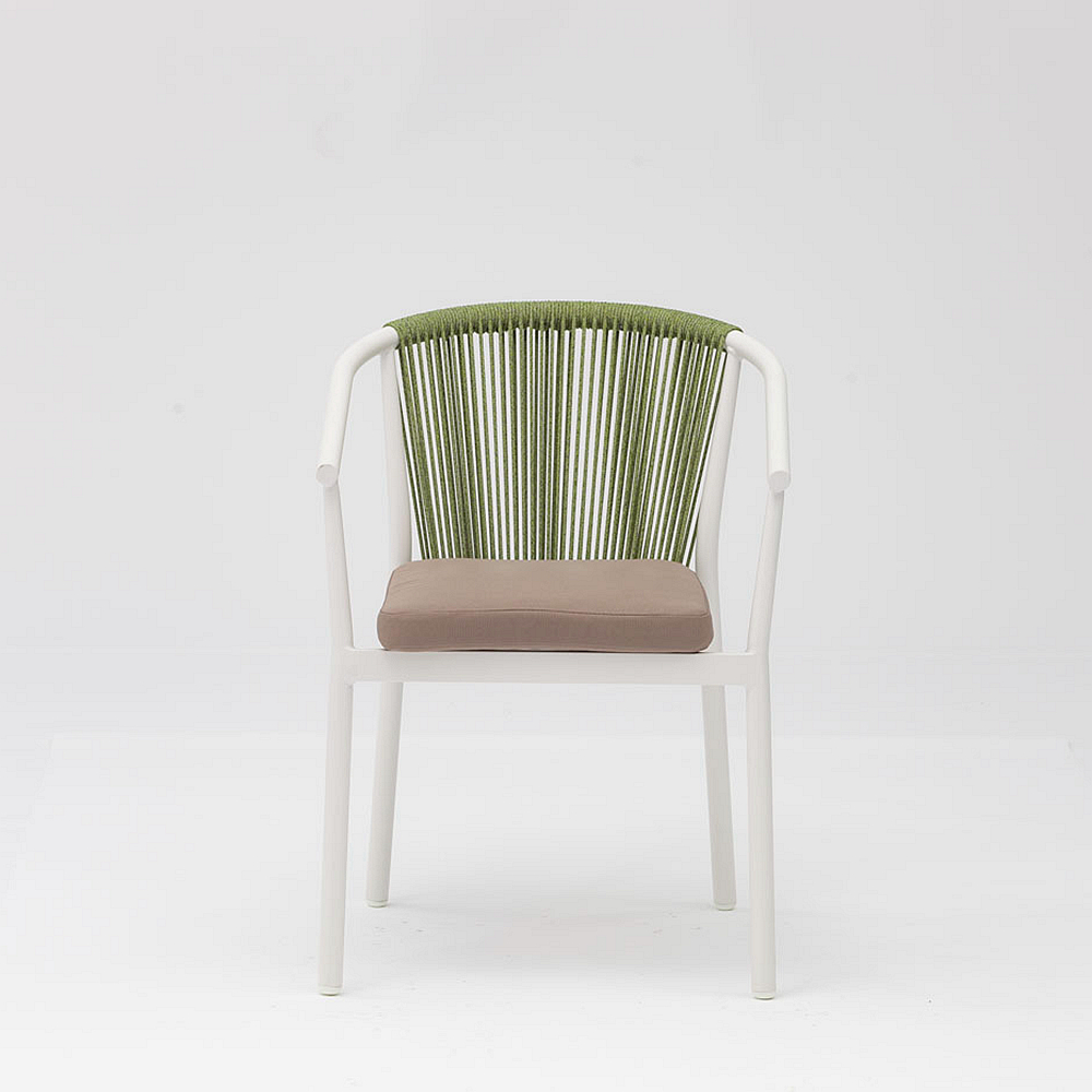 Nouveau Moderne Vente Chaude Corde Art Conception Élastique Doux Dos Coussin En Aluminium Terrasse Plage Jardin Corde Chaise Extérieure