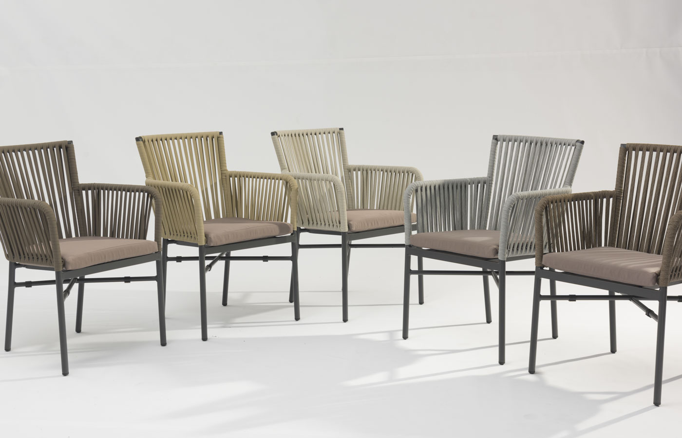 Chaise De Corde Ext&eacute;rieure De Jardin De Terrasse De Cadre En Aluminium Tress&eacute; De Corde Souple &Eacute;lastique De Conception Moderne De Nouvelle Technologie