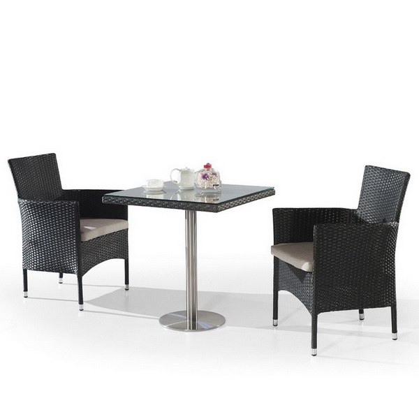 Différences dans la qualité du bois des chaises d'extérieur