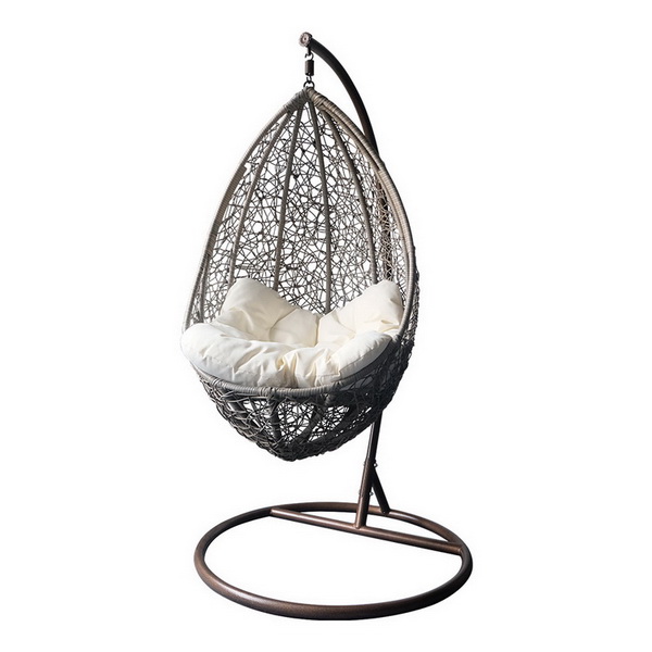 La chaise à oeufs suspendus apporte de bons souvenirs aux gens