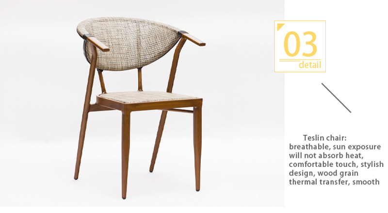 table et chaises d'ext&eacute;rieur en aluminium