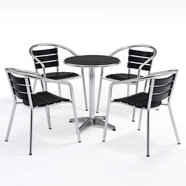 Table et chaises de jardin en bois plastique