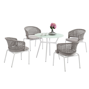 Table et chaises rondes de patio en plein air de jardin bistro