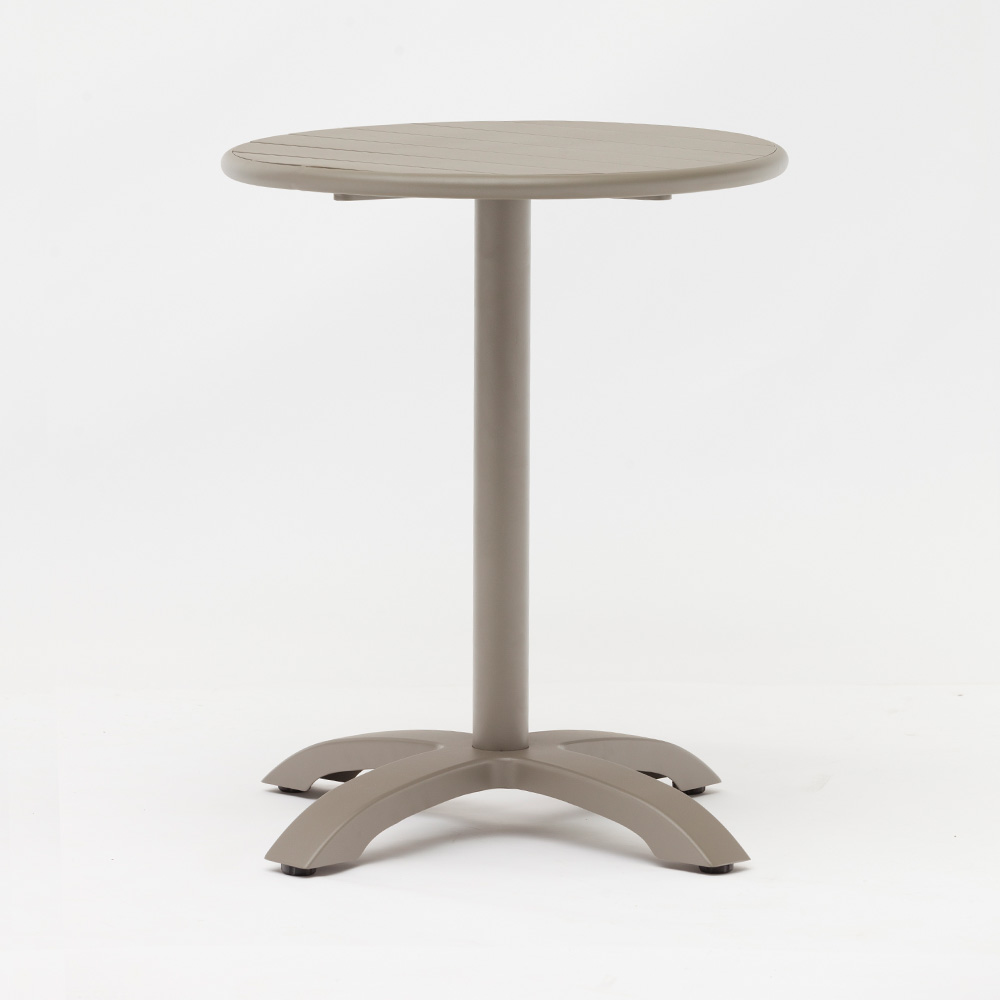 Tables et chaises d'extérieur en aluminium coulé