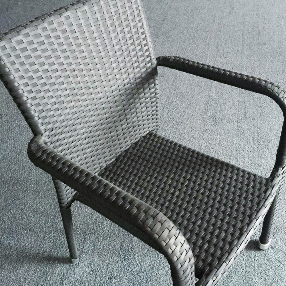 Ensemble de chaises de jardin en rotin avec terrasse et jardin Bistro
