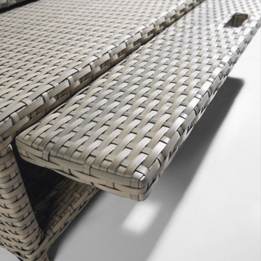 Chaises longues de jardin pliantes en plastique avec rotin et rotin
