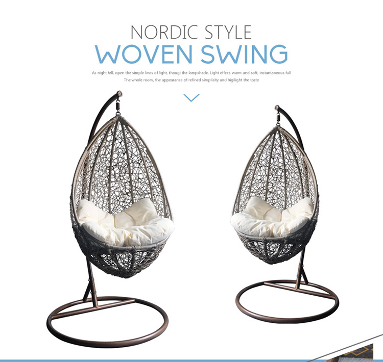 chaise d'oeuf suspendu