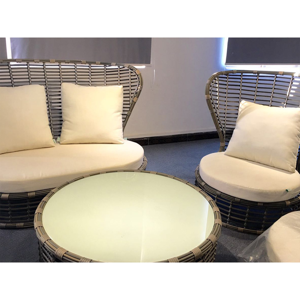 Ensemble de canapé en rotin gris à haut dossier rond pour extérieur